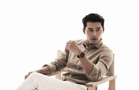 The man, who worked for a talent management agency. Hyun Bin Jadi Duta Perusahaan Jam Swiss Omega Republika Online
