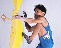 ２０２０年東京五輪 の追加競技になった スポーツクライミング の世界選手権が１７日、パリで行われ、ボルダリング男子で２０歳の楢崎智亜（ならさきともあ、 栃. Cxezjqbmvngf6m