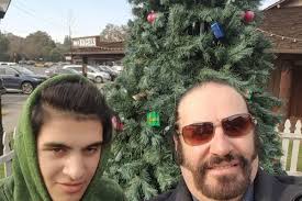 Fundraiser for Ruben Alvarez by Parviz Pazoki : Dario the young loving  father