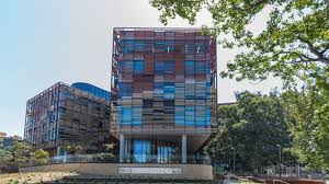 Jika kamu sedang mencari beasiswa untuk kuliah jurusan bisnis di universitas nasional australia, kamu bisa mendaftar beasiswa anu college of business & economics honours. Universitas Terbaik Di Australia Jurusan Bisnis Retnamudiasih
