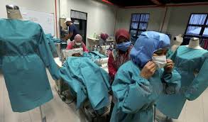 It offers free wifi, a shared outdoor pool with children's pool and guests can enjoy meals at. Giatmara Hasilkan 2 709 Ppe