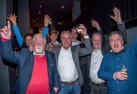 (hans) smulders (23 maart 1949) is een nederlands politicus van het cda. Oud Chauffeur Pim Fortuyn Grote Winnaar In Tilburg Gemeenteraadsverkiezingen Ad Nl