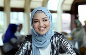Naelofar hijab angsana ig : Showbiz Neelofa To Promote Muslimah Fashion On International Stage New Straits Times Malaysia General Business Sports A Muslimah Fashion Fashion Muslimah