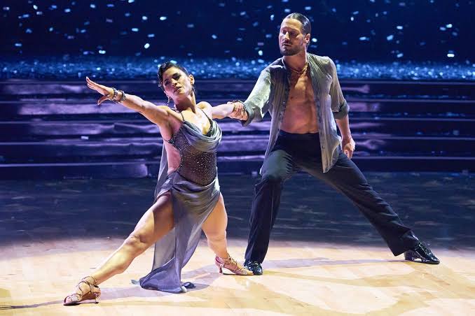 Jenna Dewan Set to Dance with “DWTS ”Pro Alan Bersten amid Partner Val  Chmerkovskiy's Suspension