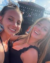 Cassie Beam's Instagram, Twitter & Facebook