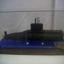 Kapal selam tentera indonesia, kri nanggala 402, ditemui pecah di dasar laut di perairan bali dengan kesemua 53 kru disahkan meninggal dunia. Diklaim Murah Harga 3 Kapal Selam Korsel Rp 10 8 Triliun