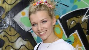 Annabella Zetsch (24) wird für GZSZ noch einmal zum (fiesen) Teenie