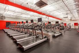 Maxx fitness clubzz also offers classes by les mills. Lincoln Ri Rhode Island High Energy Gym Maxx Fitness Clubzz
