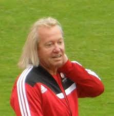 Darum ist shania geiss' profil leer gefegt. Robert Geiss Wikipedia