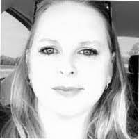 Amanda Edgett's Instagram, Twitter & Facebook