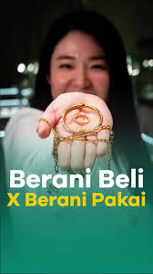 Beli emas tapi tak berani pakai🥲 . Pilihlah jewelry yang low profile .  Hari ini Hazel akan tunjuk beberapa jenis jewelry low profile✨ . Kalau  berminat marilah kunjungi ke showroom kami Waze：𝐒𝐢𝐧 𝐌𝐚𝐲 ...