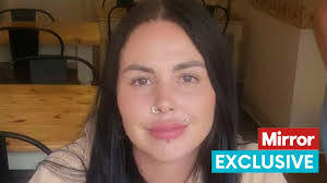 Alice Webb's Instagram, Twitter & Facebook