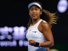 Naomi osaka has withdrawn from the western & southern open final because of a left hamstring injury, handing the title to victoria azarenka. Naomi Osaka Se Torna A Atleta Feminina Mais Bem Paga De Todos Os Tempos