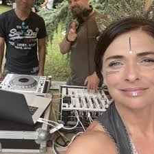 Daniel Schalk's Instagram, Twitter & Facebook