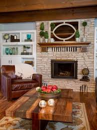 Carefully pour tonic water, apple juice, and coffee. Natural Wood Coffee Table With Red Apple Centerpiece In Cozy Country Living Room Hgtv