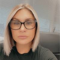 40+ "Lisa Darcy" profiles