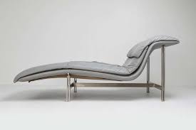 saporiti the wave lounge chair in grey leather by giovanni offredi in 2021 modern leather sofa leather lounge chair lounge chair design