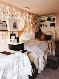 More than of our favorite rooms with a green palette. 50 Decoration Ideas To Personalize Your Dorm Room With Beautiful Dorm Room Dorm Room Inspiration College Bedroom Decor