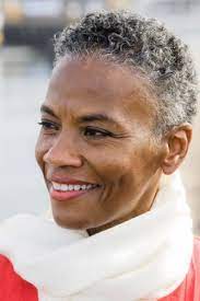 Pictures Of Short Hairstyles For Gray Hair Lovetoknow Beautiful Gray Hair Short Grey Hair Natural Gray Hair