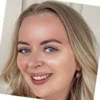 Julie Melby's Instagram, Twitter & Facebook