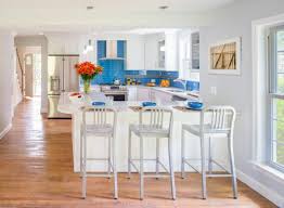 After transforming more than 30,000 kitchens with quality cabinets, cliqstudios has seen many kitchen peninsula designs. White Shaker Kitchen With Peninsula Crystal Cabinets
