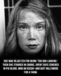 Kate Hentz's Instagram, Twitter & Facebook