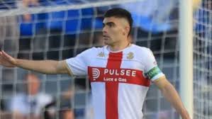 European Giants Eye Johan Vásquez: Roma Leads Chase for Genoa Defender