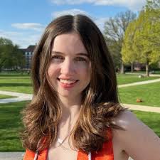 Yesterday, I started my first full time job as a Program Associate at the  Jewish United Fund! I am so excited to continue getting to know my  co-workers and help to create