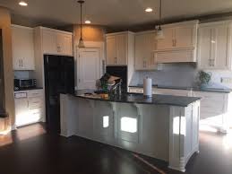 Ideal to create beautiful quartz countertops, backsplashes, and wall accent projects in both. Please Help With Picking A Quartz Countertop