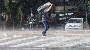 Resultado de imagem para chuva em sp