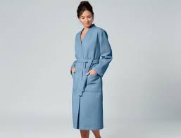 Le peignoir est un indispensable du linge de toilette à posséder. Soldes Peignoir Femme Et Peignoir Homme Linvosges