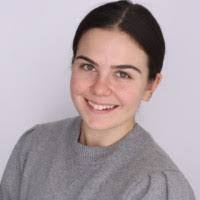 Kelly Brindley's Instagram, Twitter & Facebook