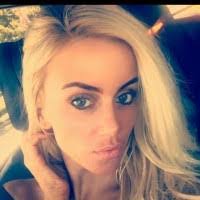 Leslie Lemaster's Instagram, Twitter & Facebook