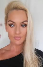 Amie Preston's Instagram, Twitter & Facebook