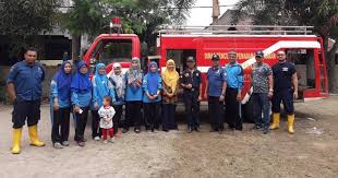 Melatih saraf motorik anak dengan mewarnai gambar mobil pemadam kebakaran adalah hal yang sangat mengembirakan buat sang anak. Sd Muhammadiyah 19 Gelar Lomba Mewarnai Sekaligus Sosialisasi Pencegahan Pemadam Kebakaran Duta Nusantara Merdeka