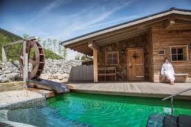 Gestresst Diese Wellnesshotels In Bayern Liegen Wunderschon Im Grunen Und Werden Dich In Absolute Tiefenentspannun Chalet Allgau Panoramahotel Oberjoch Urlaub