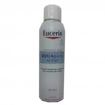 • helps the skin to breathe better. Eucerin Dermatoclean Soft Facial Toner Reviews