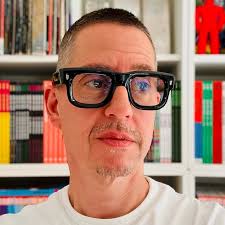 Tom Muller (@hellomuller) • Instagram photos and videos