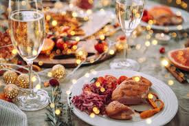 The average cost to hire a personal chef is between $30 to $40 per hour. 7 Benefits Of Hiring A Personal Chef For Your Holiday Party The Austin Artisan