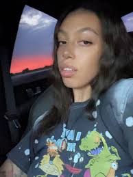 Bri Ross (@_dxddylonglegs) • Instagram photos and videos