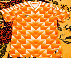 Bestelle dein niederlande fußball trikot noch heute und personalisiere es mir deinem eigenen namen und eigener nummer oder mit deinem niederlande lieblingsspieler. Netherlands Retro Replicas Football Shirt 1988 1990