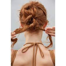 6 Super Easy Summer Updos That Keep Your Hair Off Your Neck Allure In 2020 Summer Updos Easy Hairdos Easy Updos