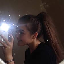 Emma Biddle (@emmalucyxox)