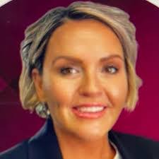 Millie Lang's Instagram, Twitter & Facebook