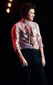 Maybe you would like to learn more about one of these? Harry Styles Live On Tour Harry Styles Live Harry Styles Pictures Harry Styles