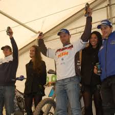 Victoria para el piloto de KTM Aaron Bernárdez