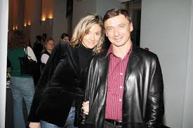 Павел табаков родился 1 августа 1995 года в семье народного артиста ссср олега табакова и народной артистки россии марины зудиной. Pyat Zhenshin Antona Tabakova Nedolgovremennye Braki I Sluhi Ob Izmene Suprugi S Mihailom Efremovym Starhit Ru