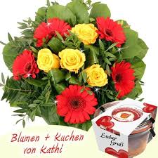 Diese anleitung kann das problem für sie lösen, sodass sie schon bald freunde und bekannte in der ferne. Blumenstrauss Mit Kuchen Online Versenden Mit Dem Testsieger Blumenfee Der Blumenversand