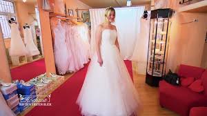 Bleiben sie ein ehepaar oder wollen sie die scheidung? Hochzeit Auf Den Ersten Blick Video Ein Brautpaar Mit Geschmack Sixx