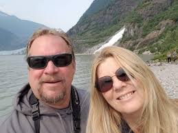 🎳💋 Kiss your wife and then win the The Sport of Bowling